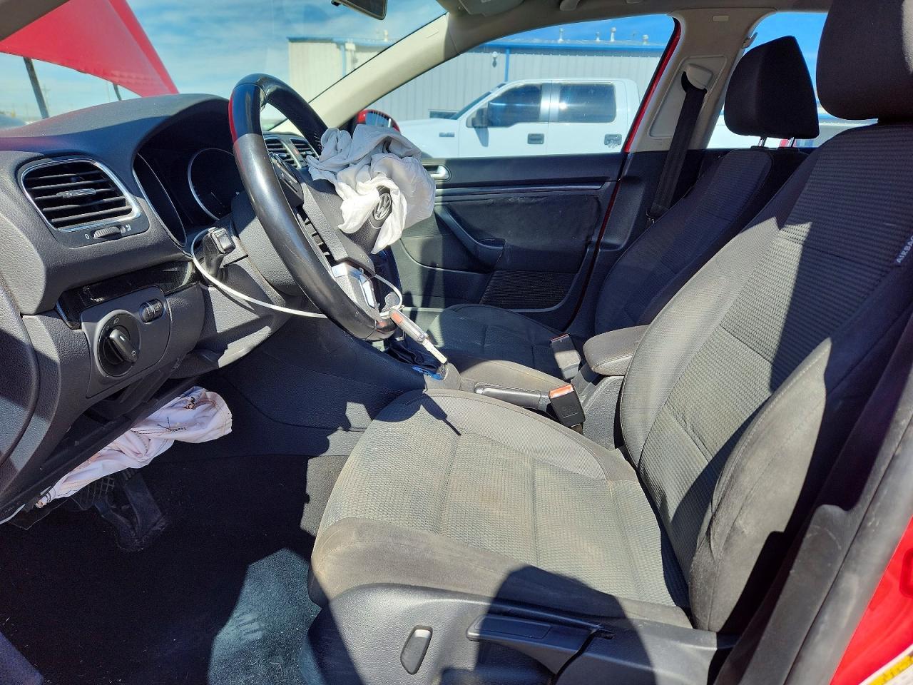 2014 VOLKSWAGEN JETTA