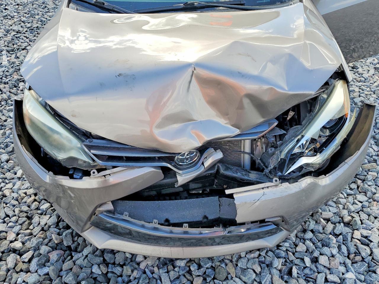 2016 TOYOTA COROLLA