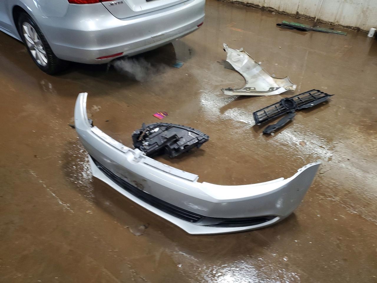2012 VOLKSWAGEN JETTA