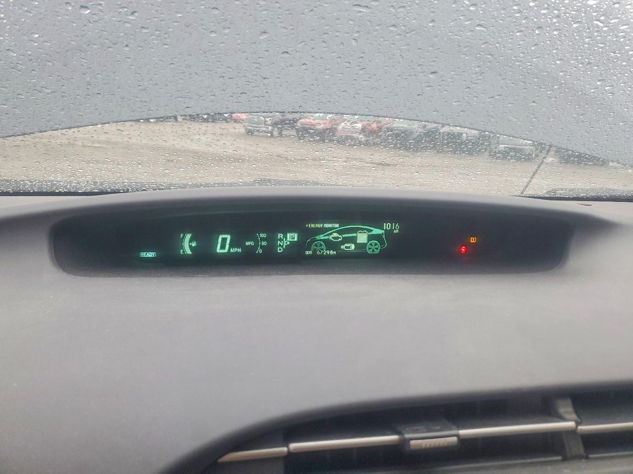 2011 TOYOTA PRIUS