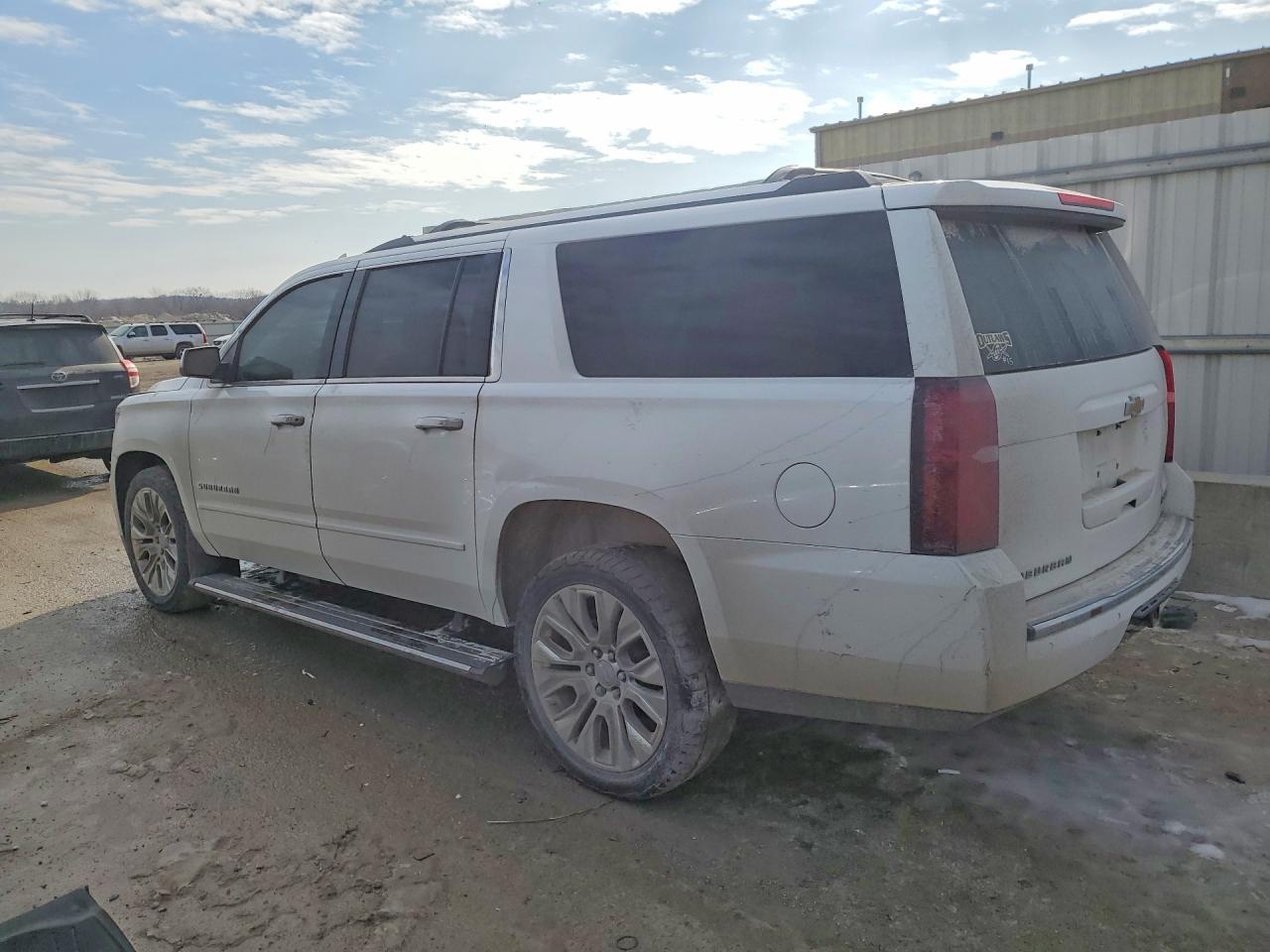2017 CHEVROLET Suburban
