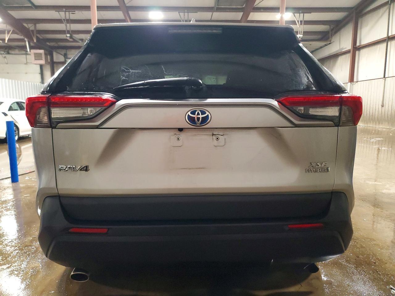 2020 TOYOTA Rav4 Hybrid