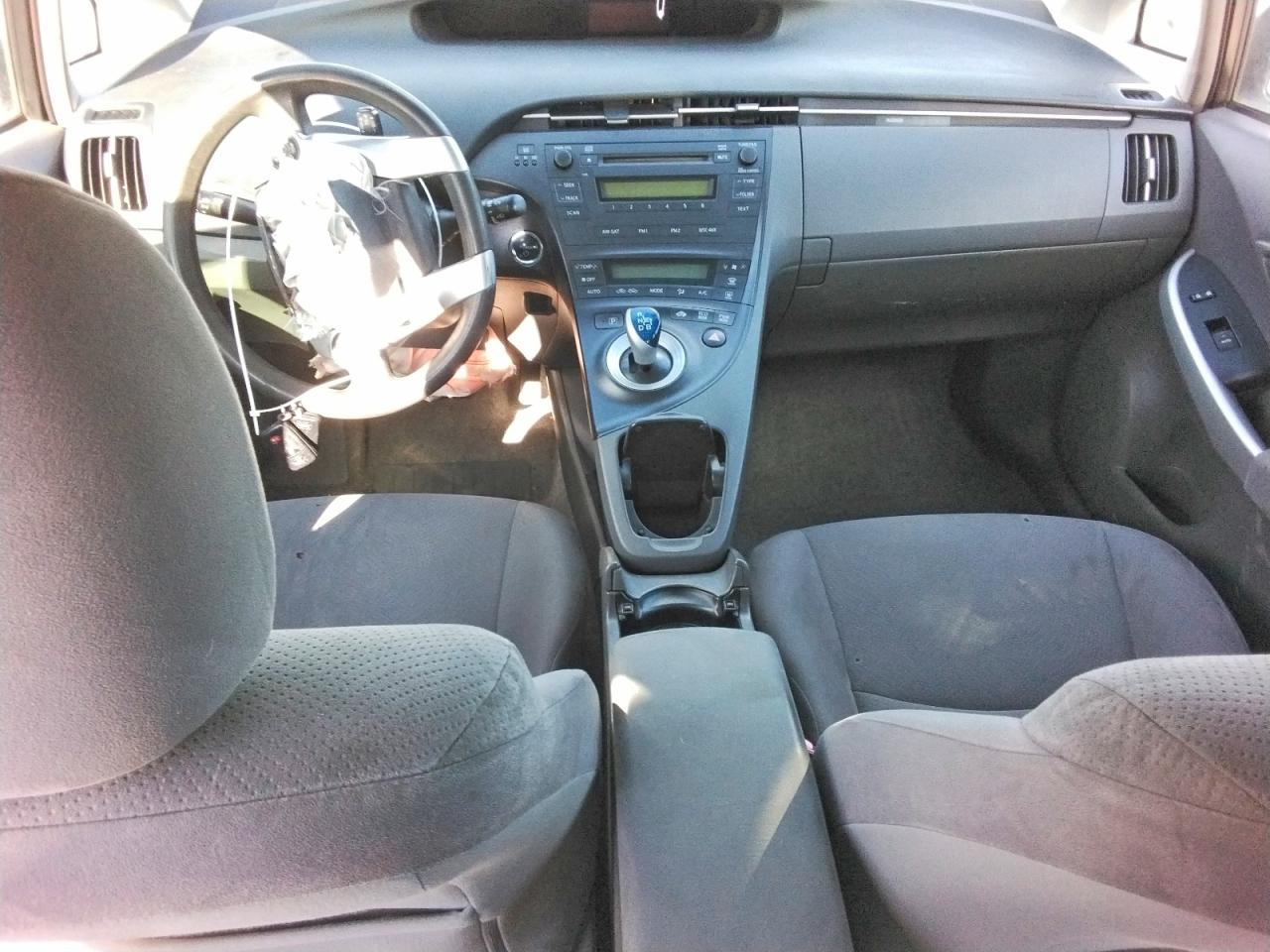 2010 TOYOTA PRIUS