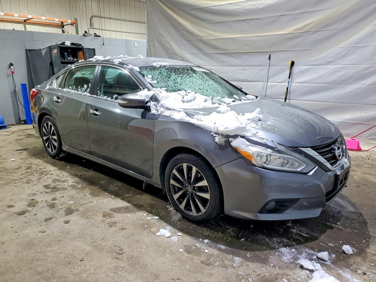 2017 NISSAN ALTIMA