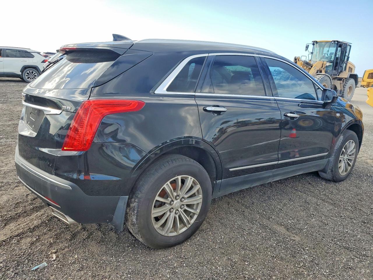 2017 CADILLAC XT5