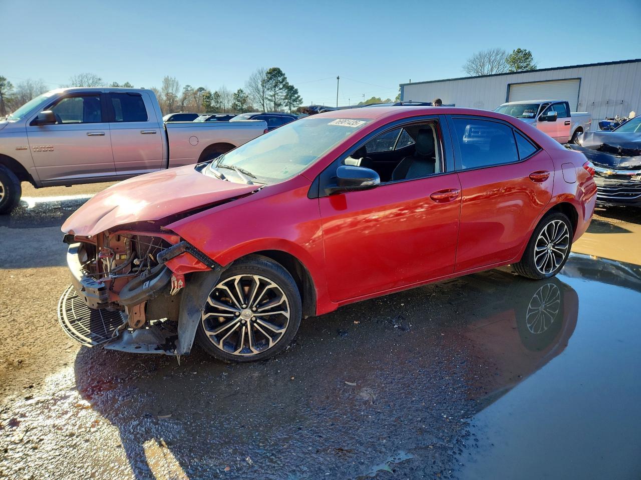 2015 TOYOTA COROLLA