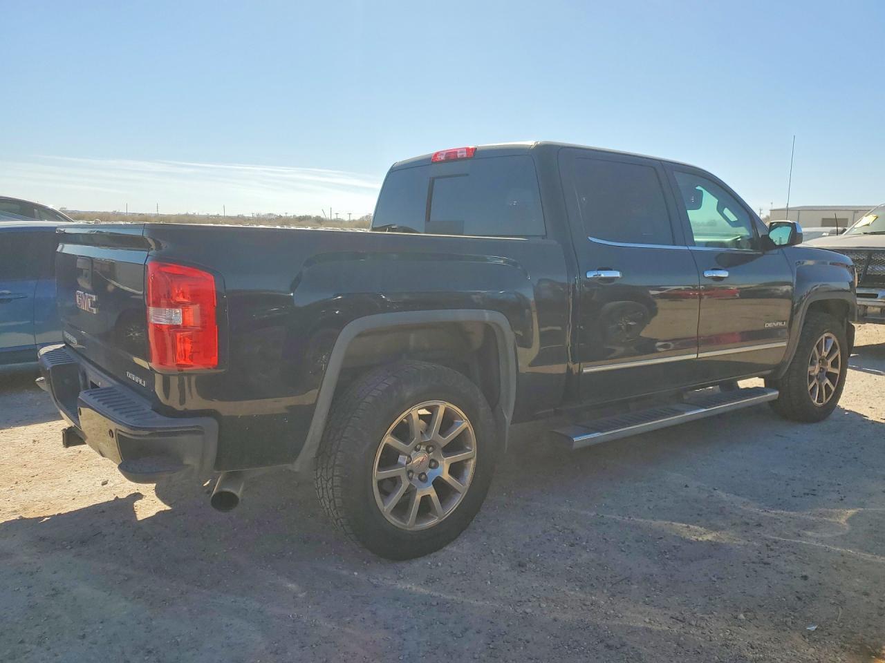 2015 GMC Sierra
