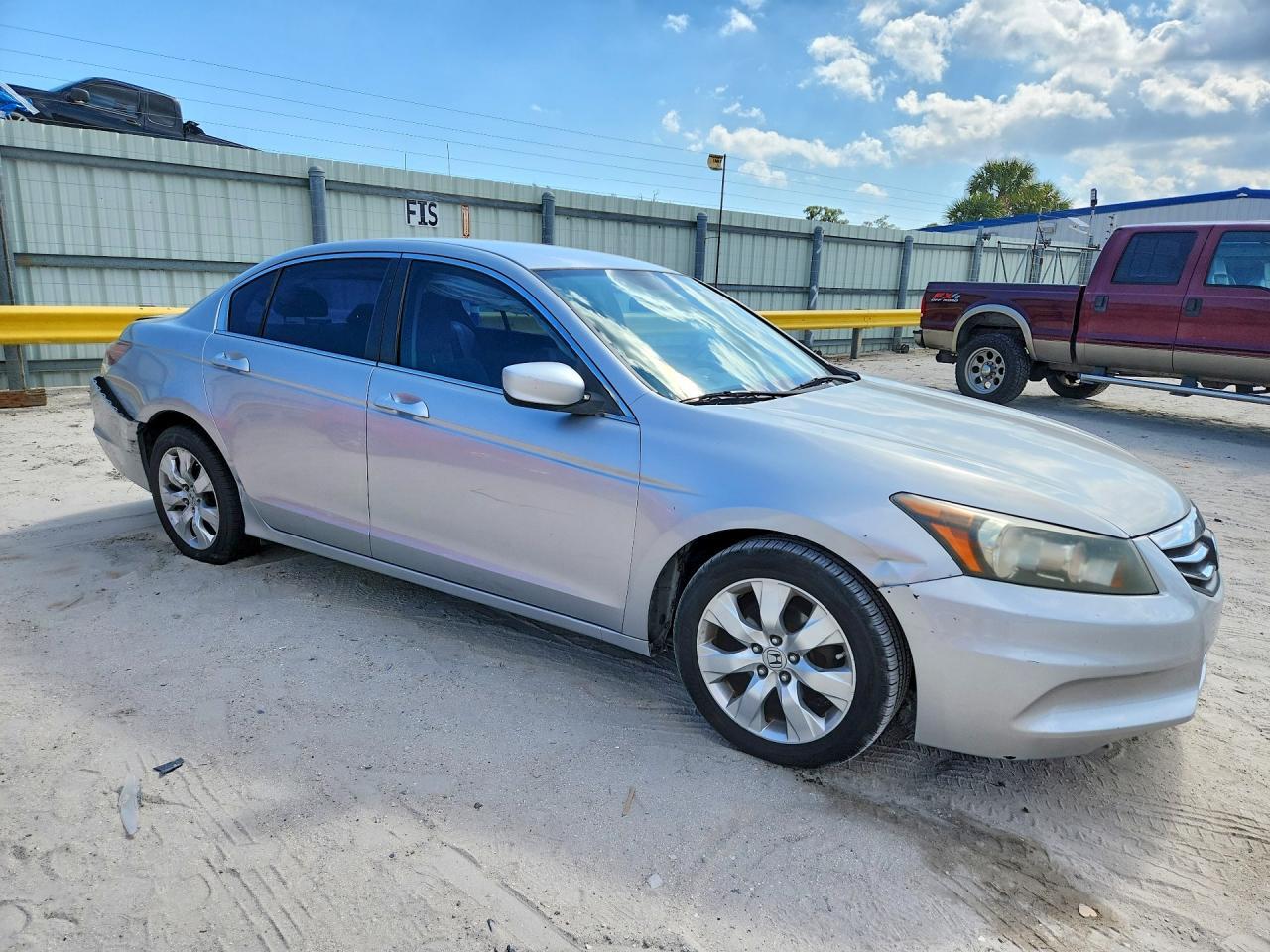 2011 HONDA ACCORD