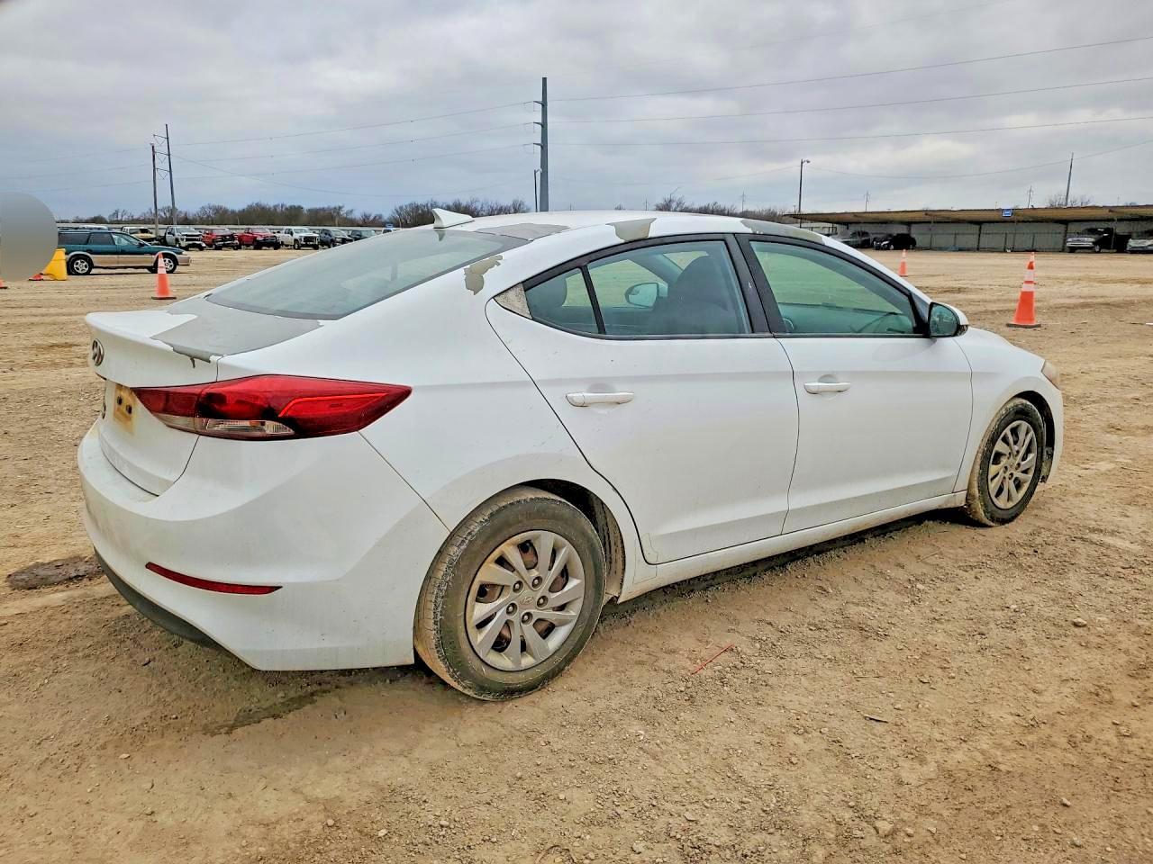 2017 HYUNDAI ELANTRA