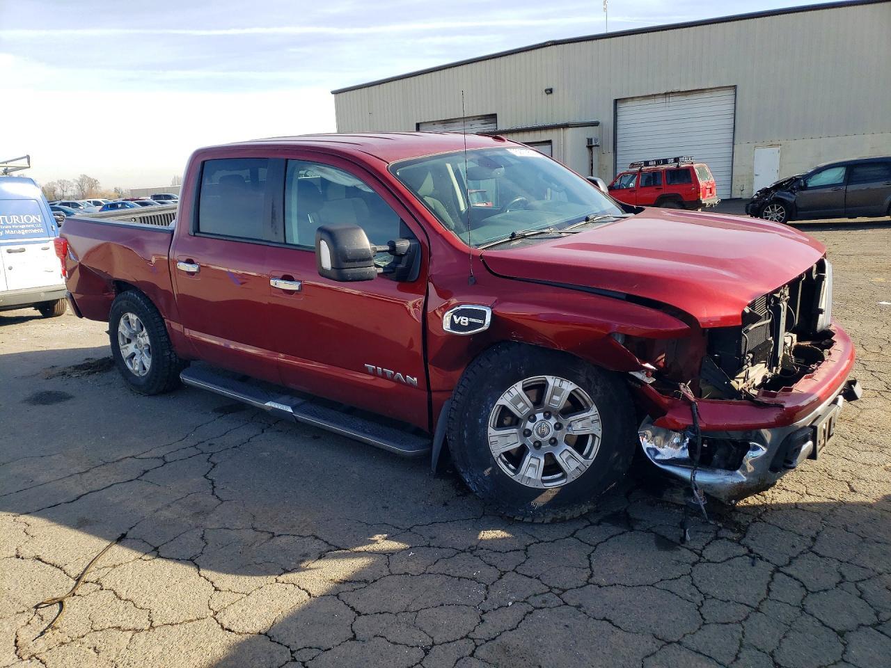 2017 NISSAN Titan