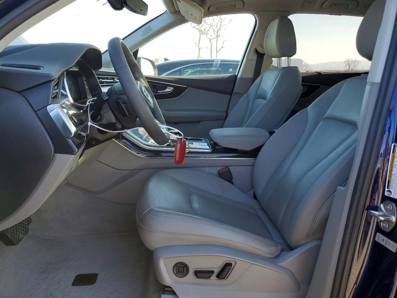 2021 AUDI Q7