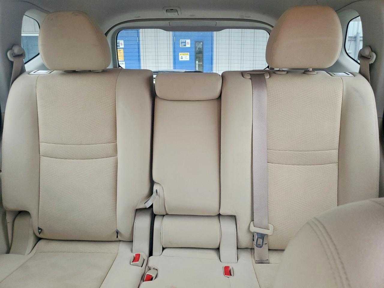 2016 NISSAN ROGUE