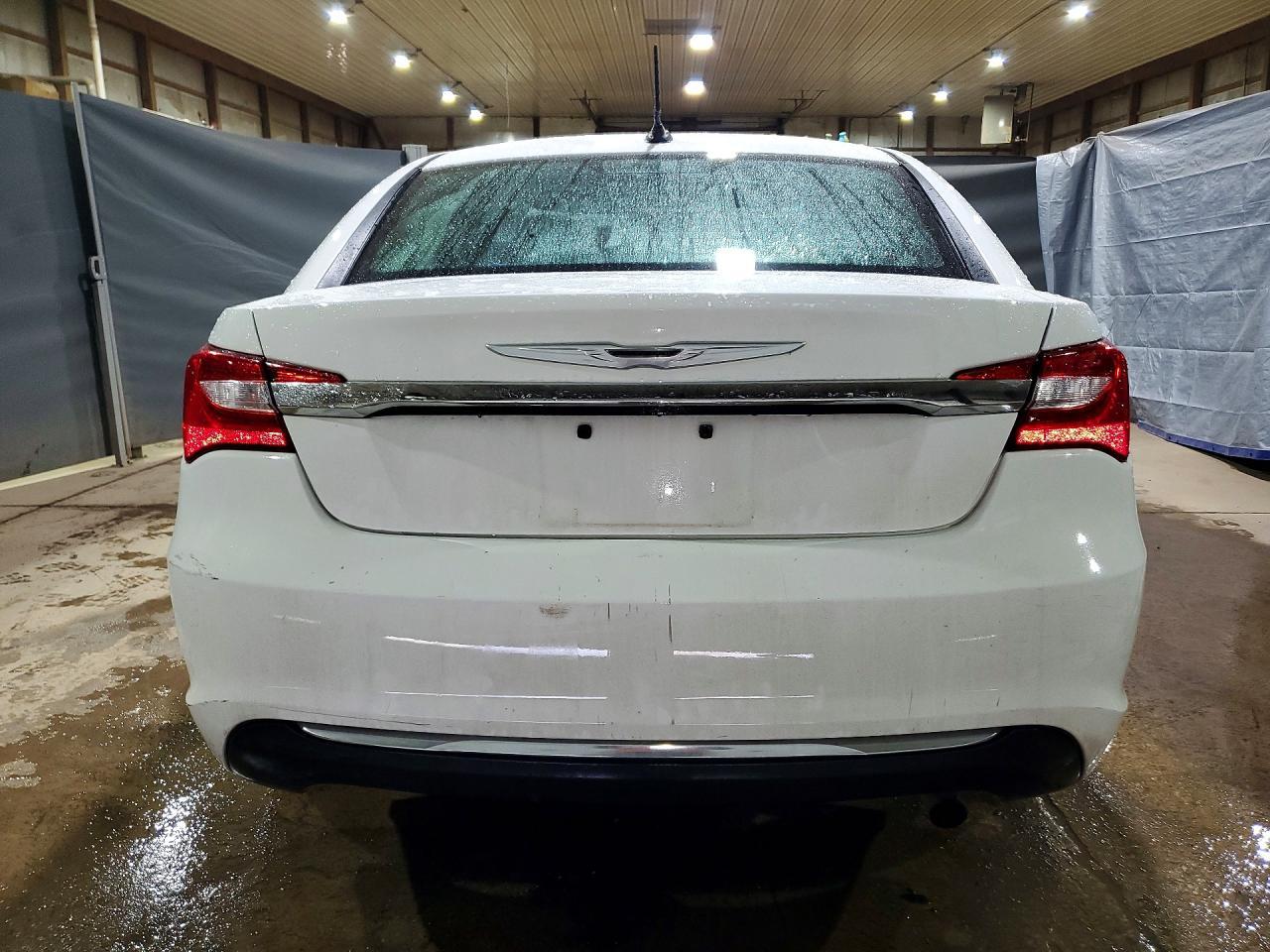 2013 CHRYSLER 200