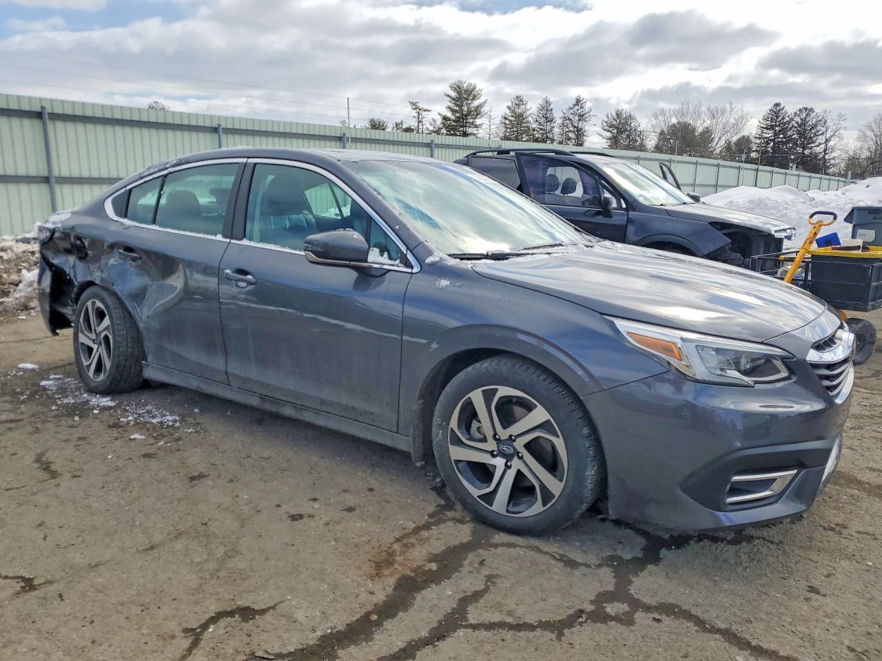 2021 SUBARU Legacy