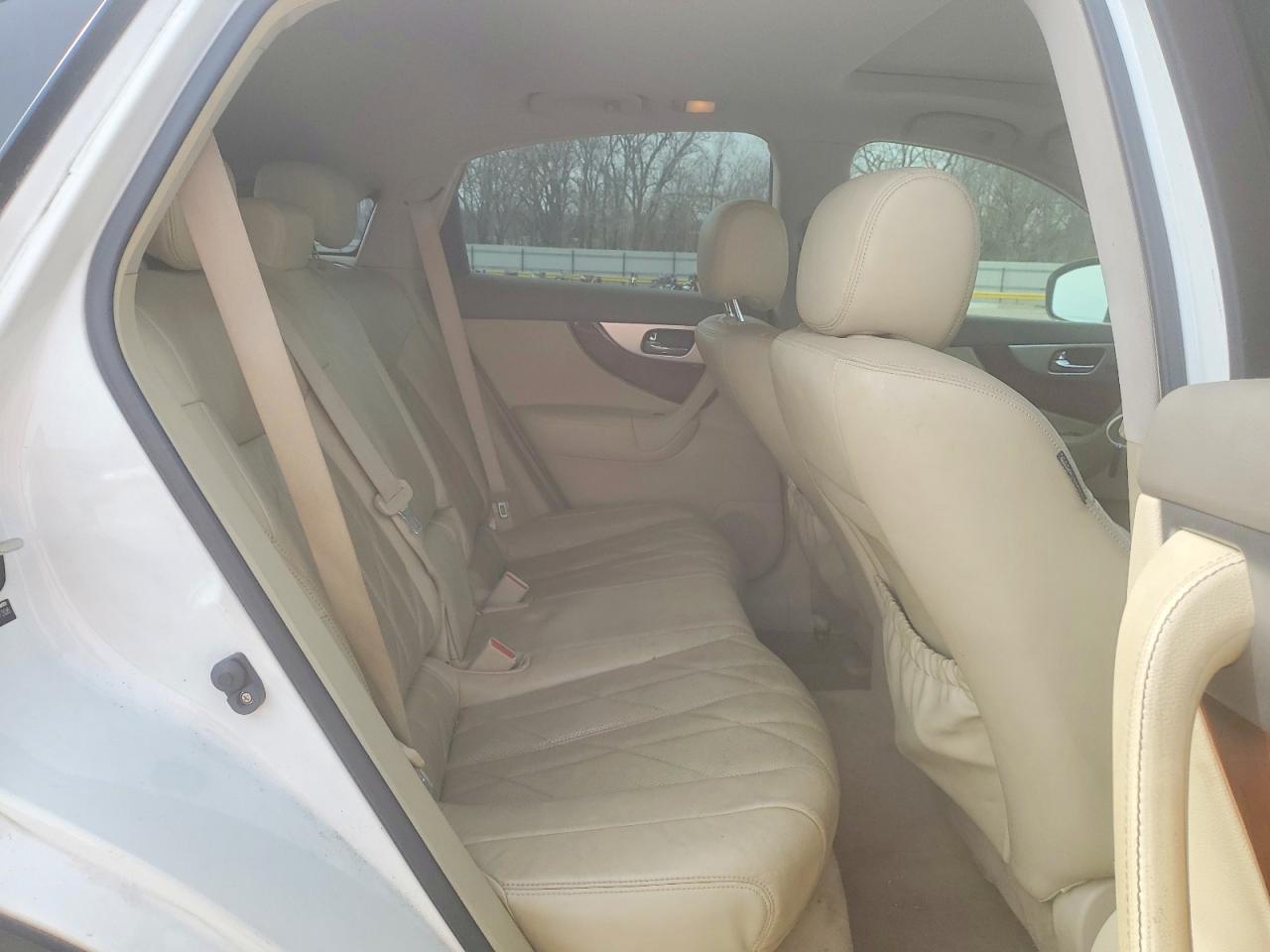 2012 INFINITI FX35