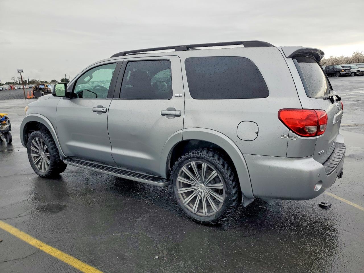 2008 TOYOTA Sequoia