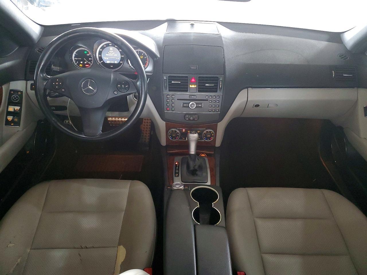2011 MERCEDES-BENZ C-CLASS
