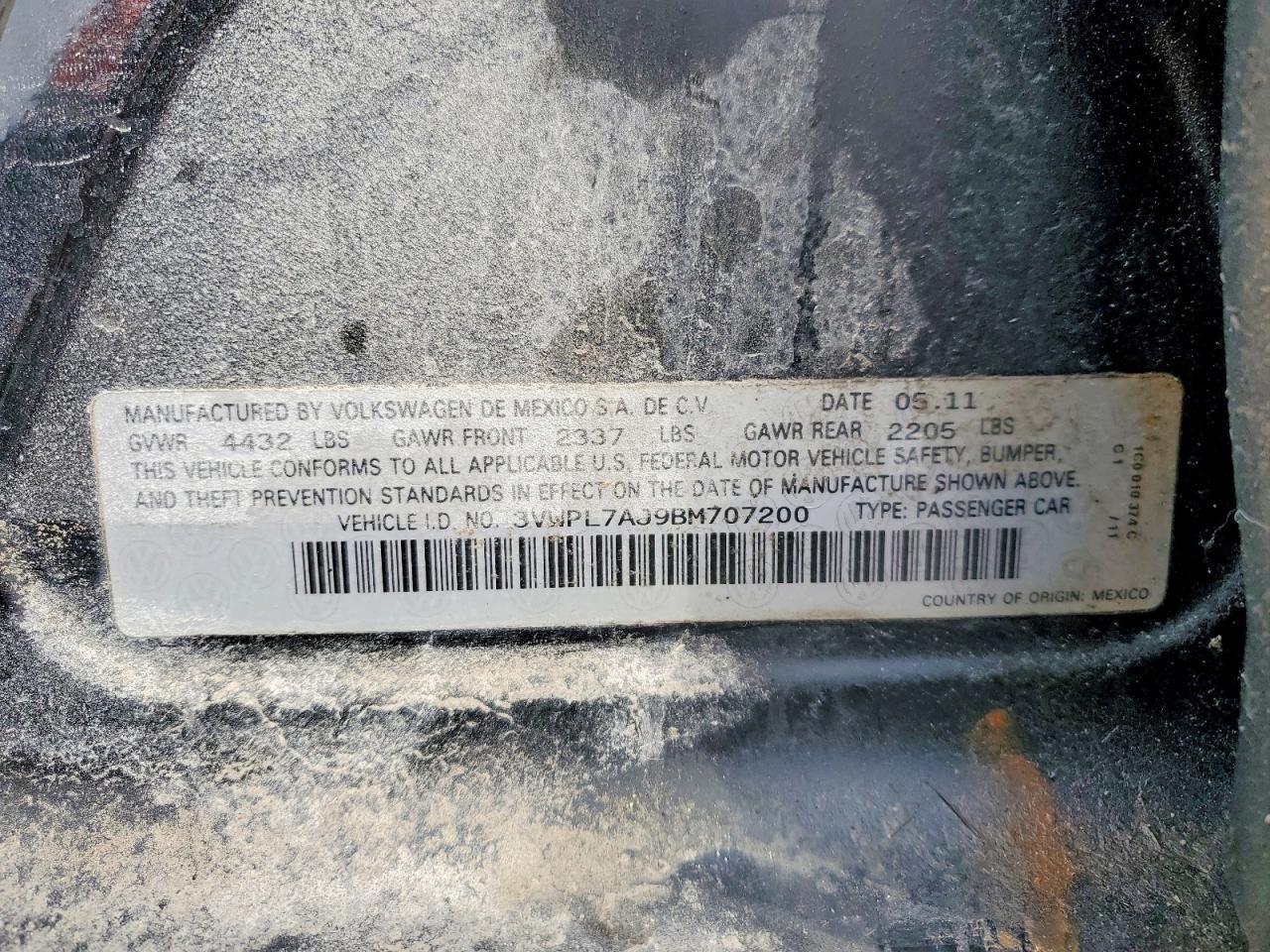 2011 VOLKSWAGEN JETTA