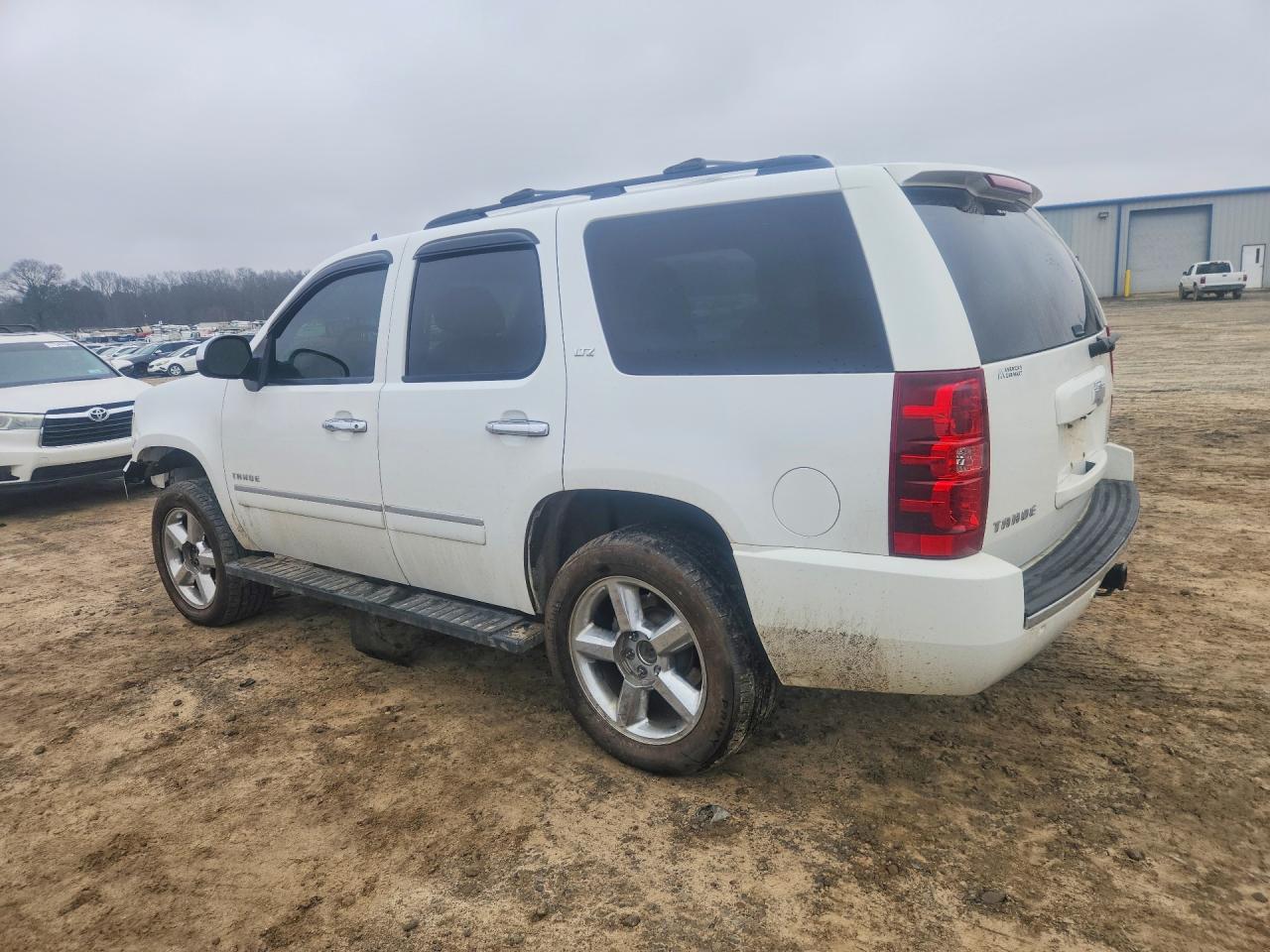 2011 CHEVROLET Tahoe