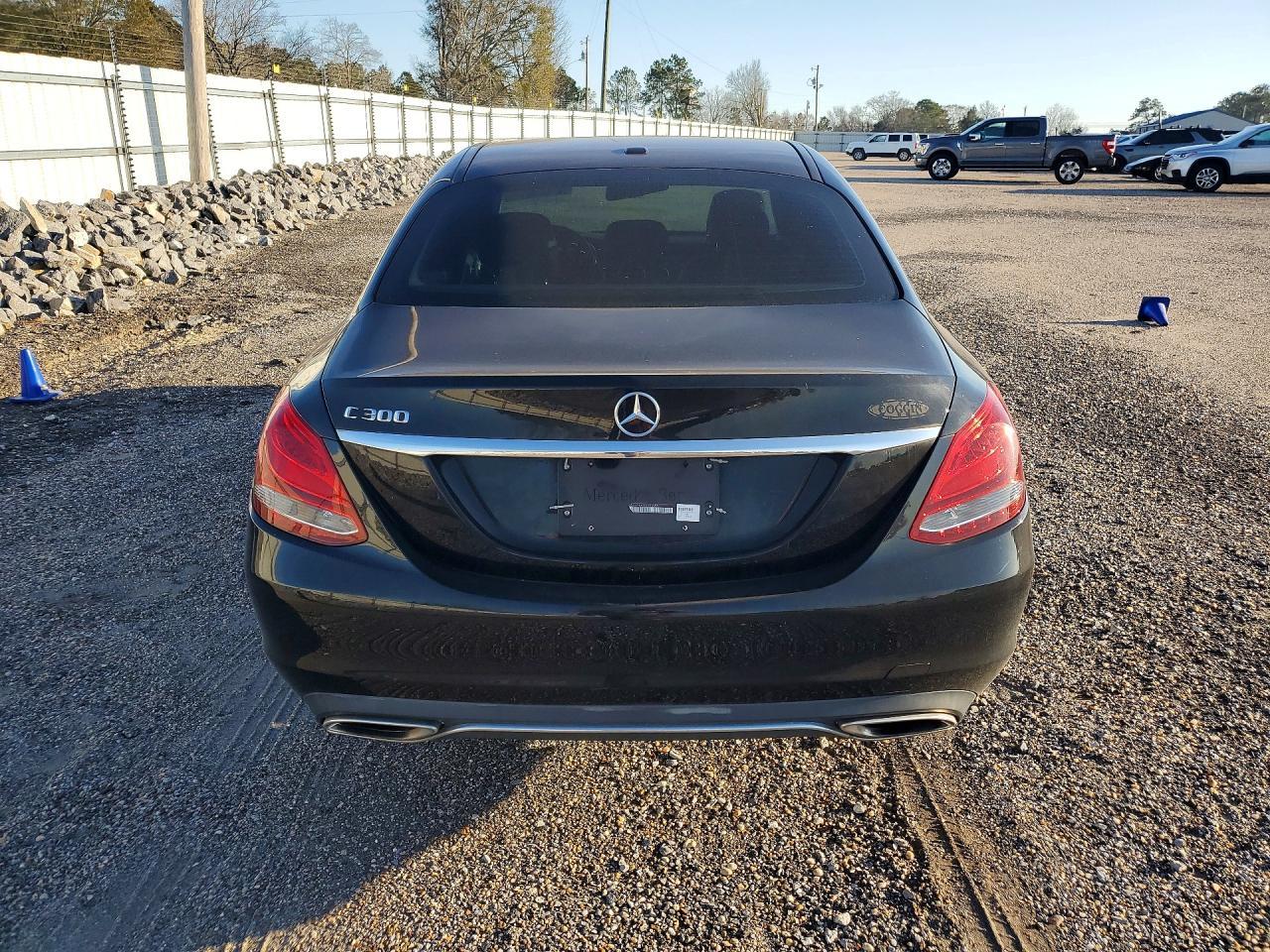 2016 MERCEDES-BENZ C-CLASS