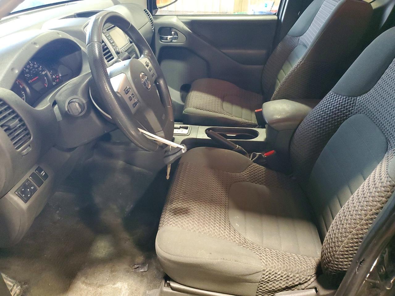 2016 NISSAN Frontier