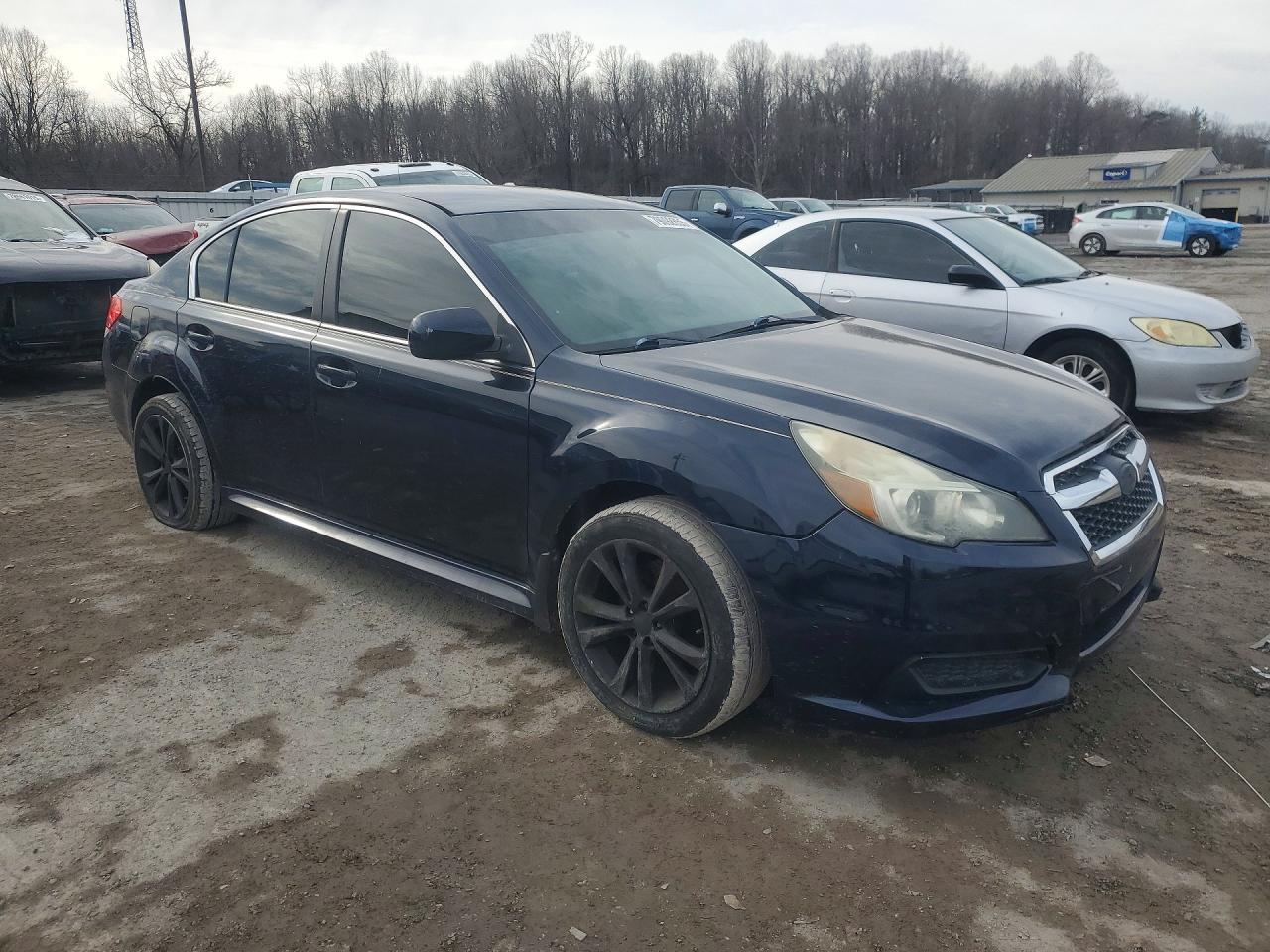 2013 SUBARU Legacy
