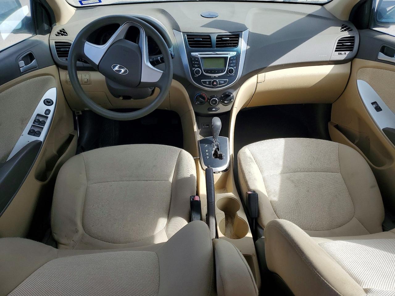 2012 HYUNDAI ACCENT