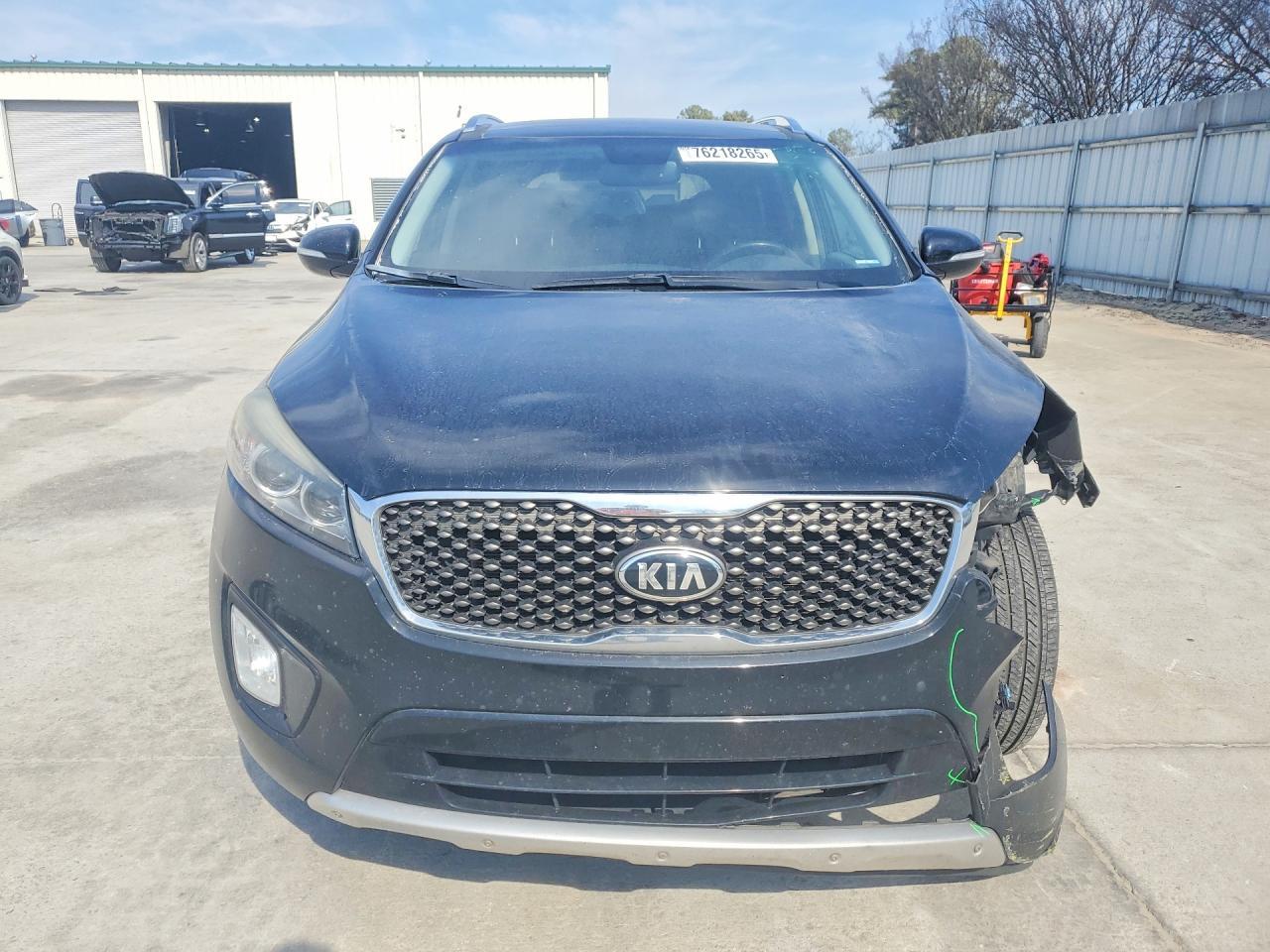 2017 KIA SORENTO