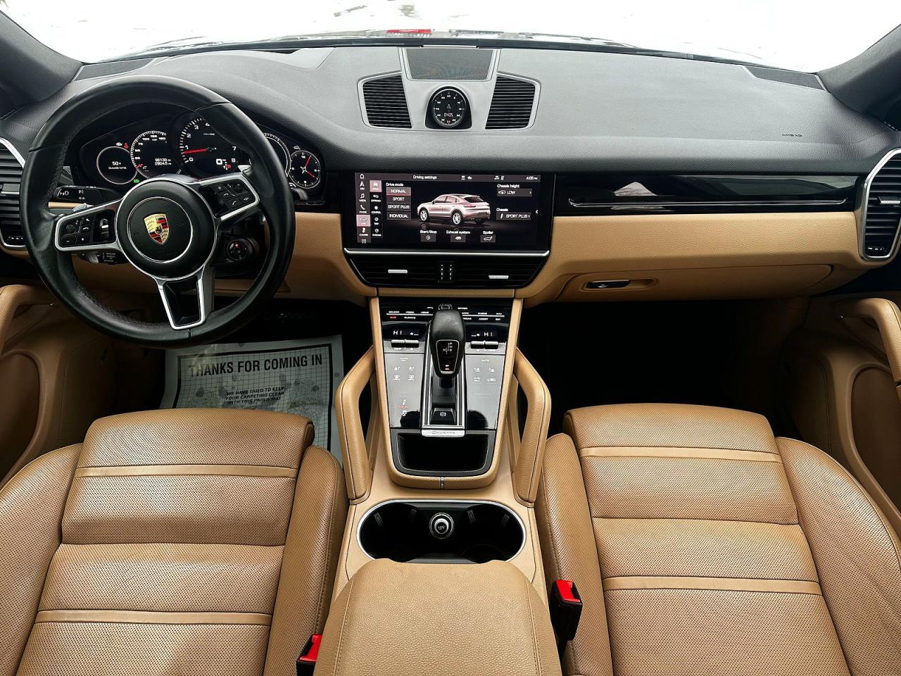 2020 PORSCHE CAYENNE