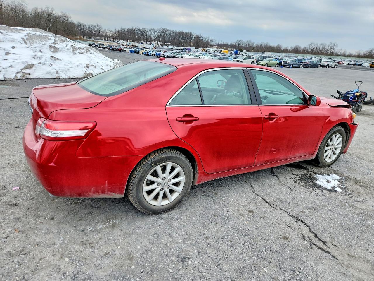 2011 TOYOTA CAMRY