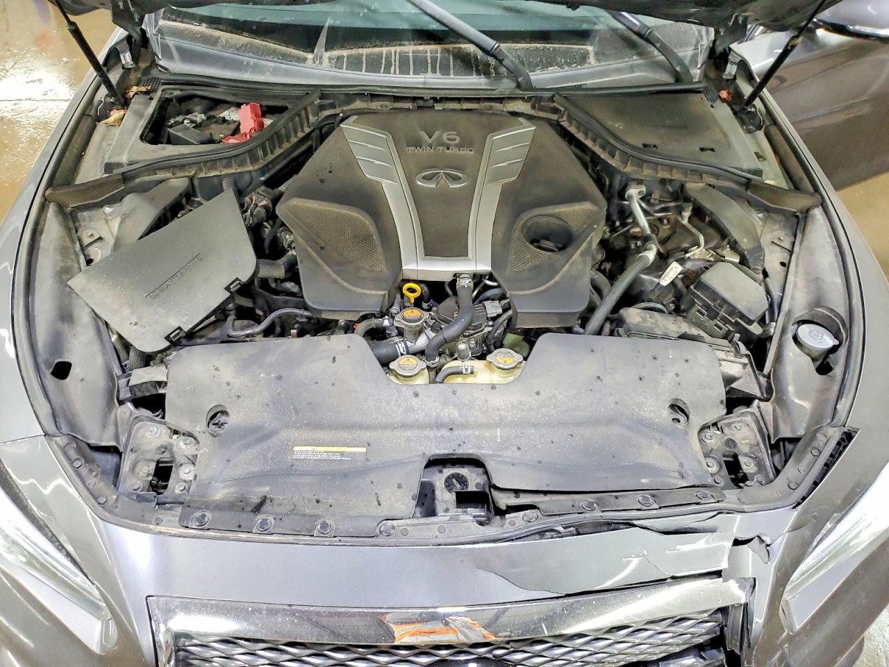 2016 INFINITI Q50