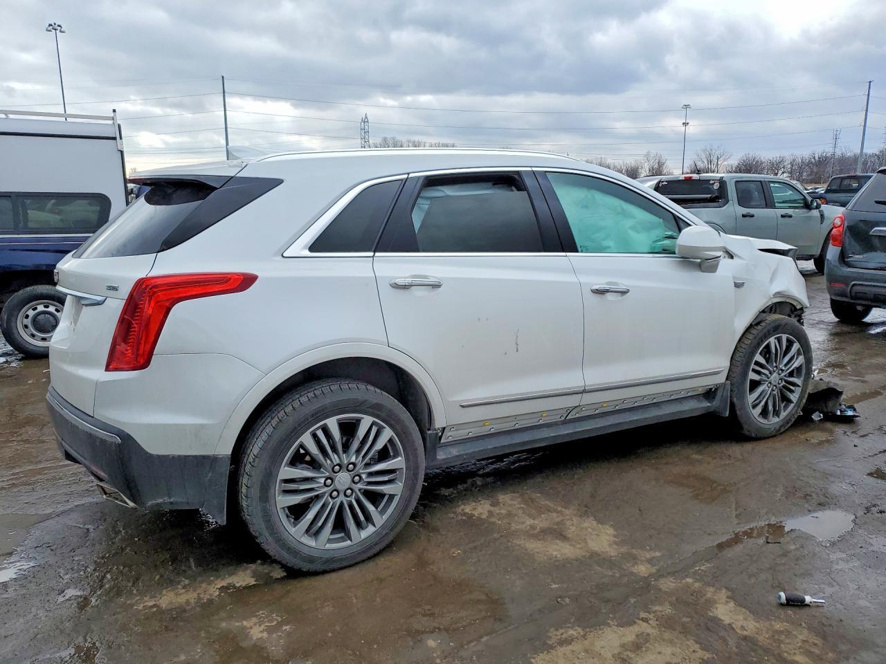2018 CADILLAC XT5