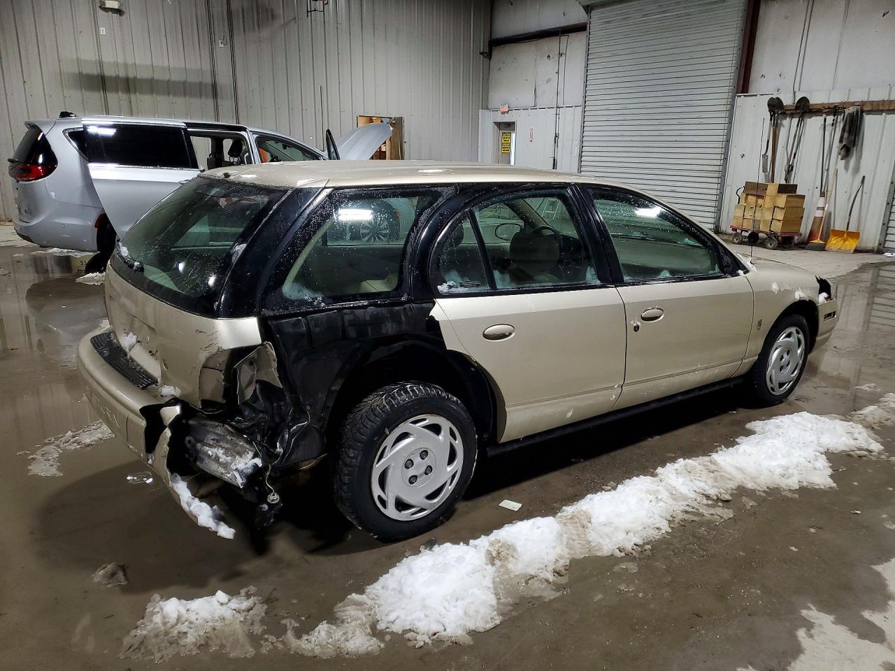 2001 SATURN Sw2