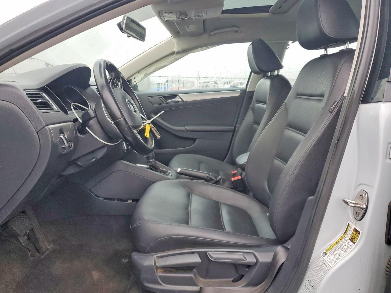 2017 VOLKSWAGEN JETTA