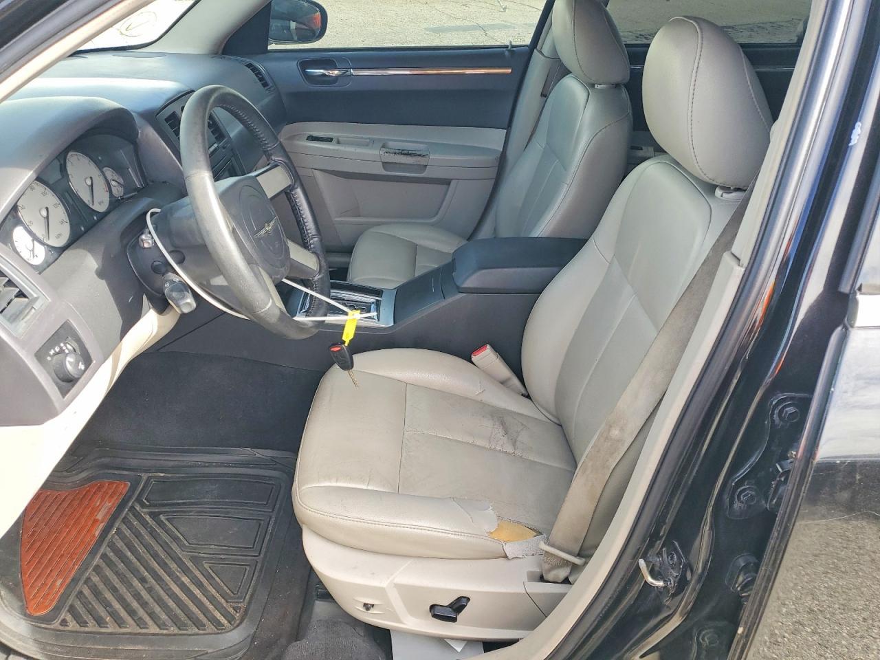 2006 CHRYSLER 300