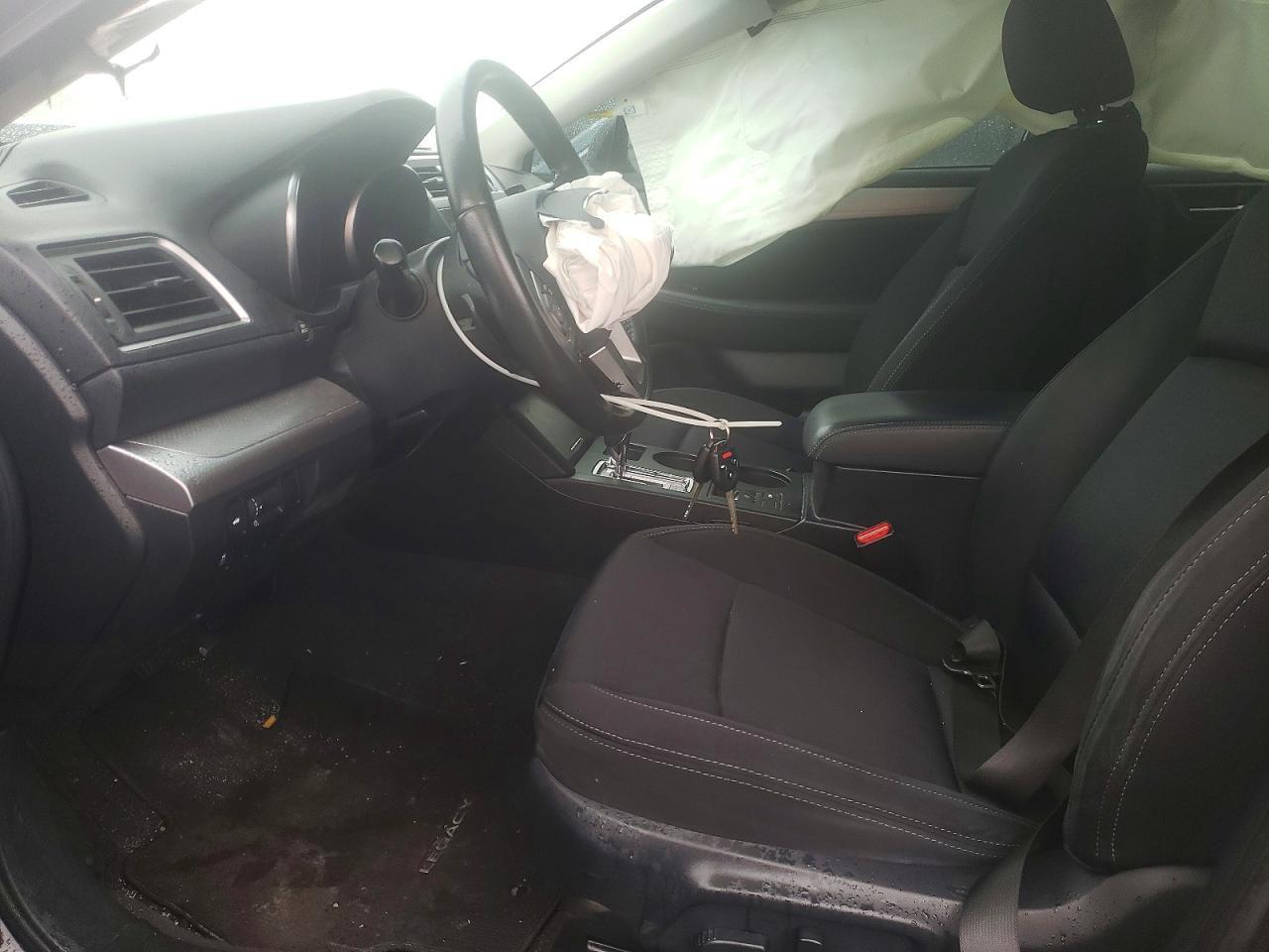 2015 SUBARU Legacy