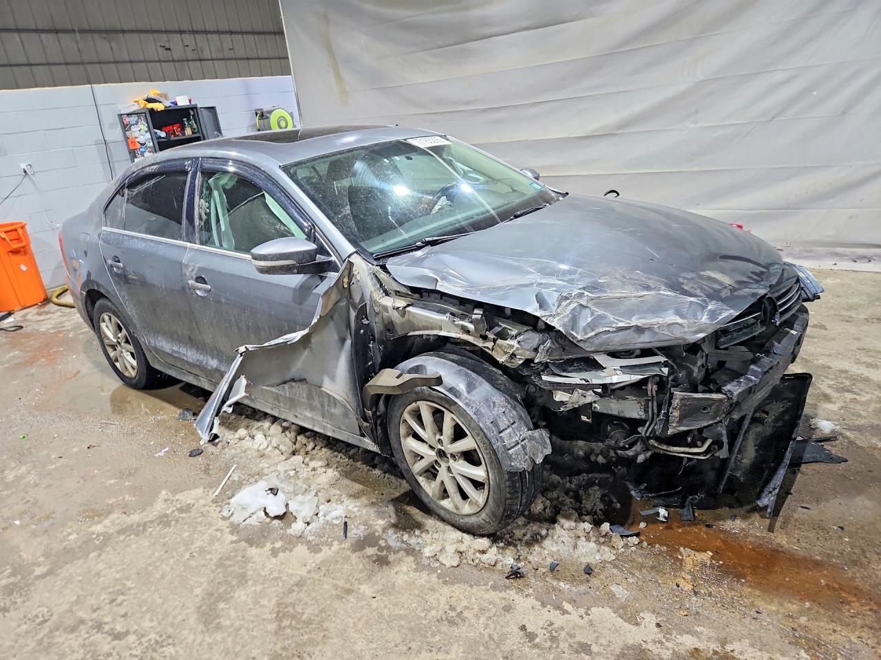 2013 VOLKSWAGEN JETTA