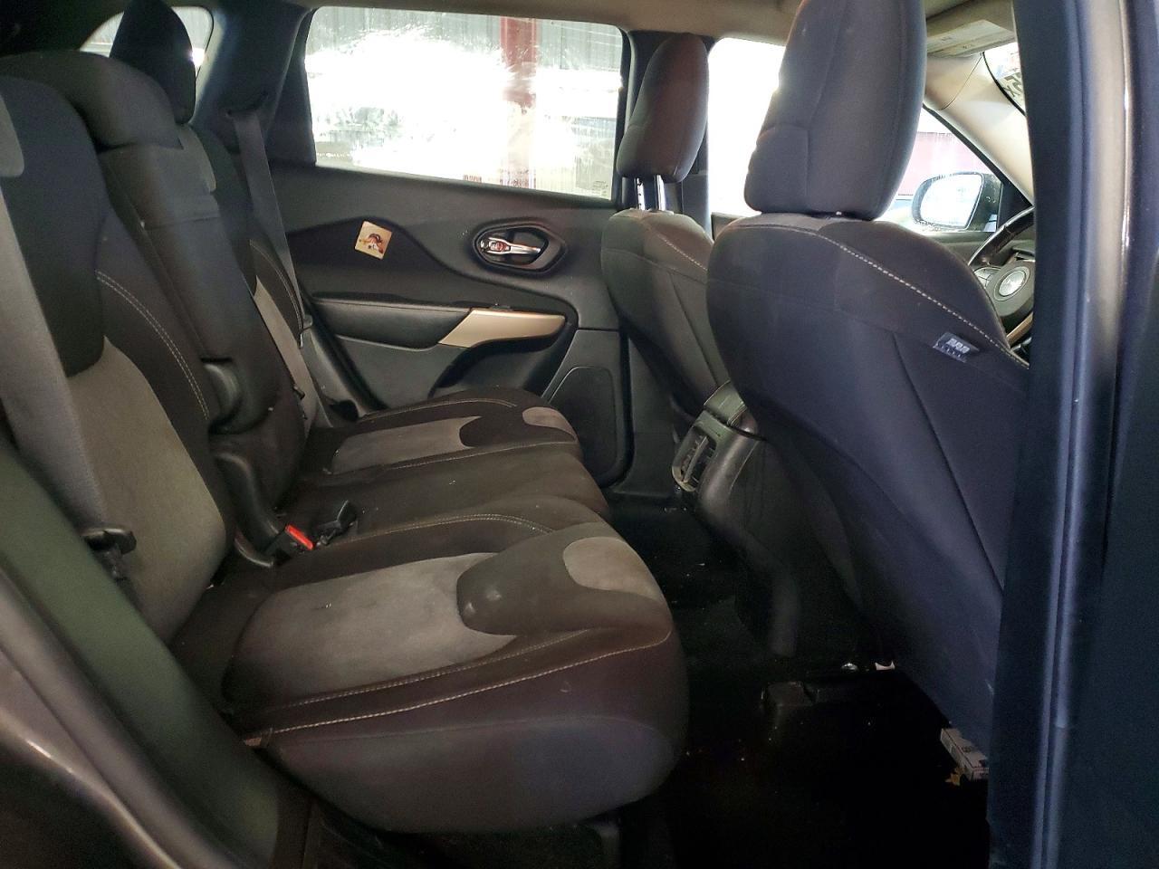 2018 JEEP CHEROKEE