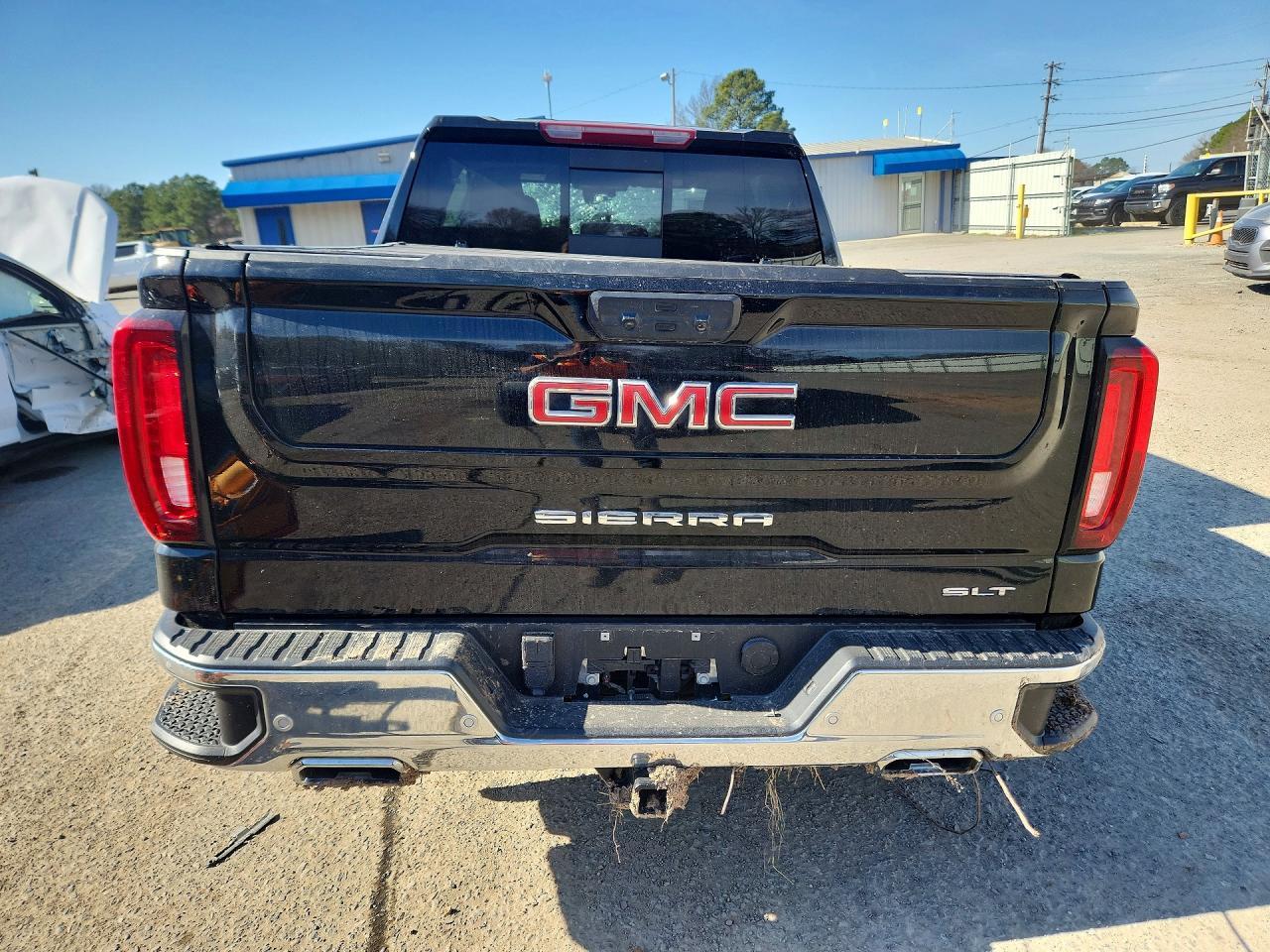 2024 GMC Sierra