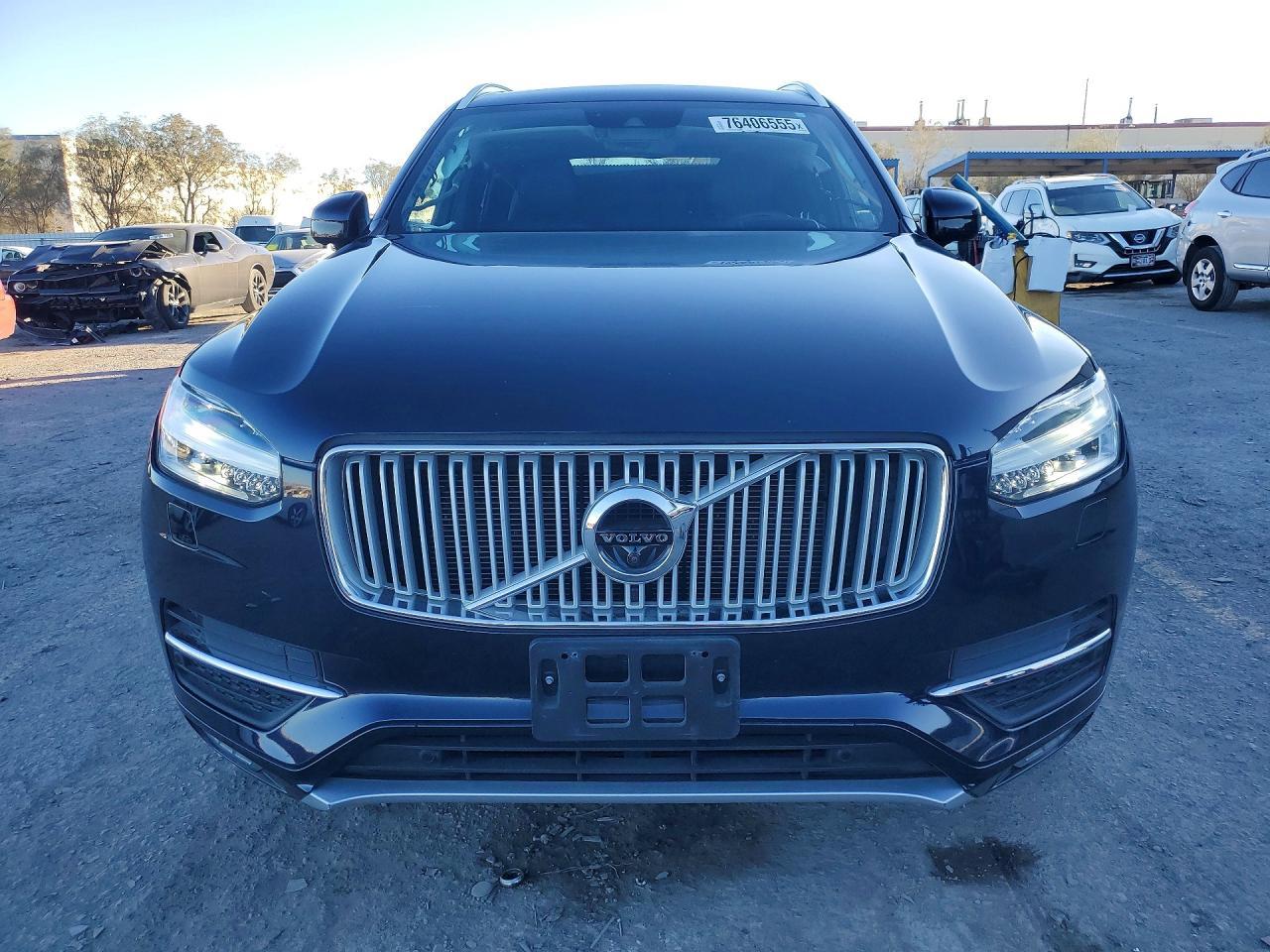 2019 VOLVO XC90
