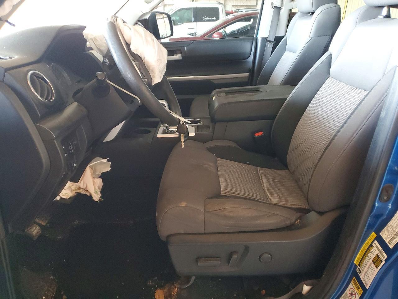 2016 TOYOTA TUNDRA