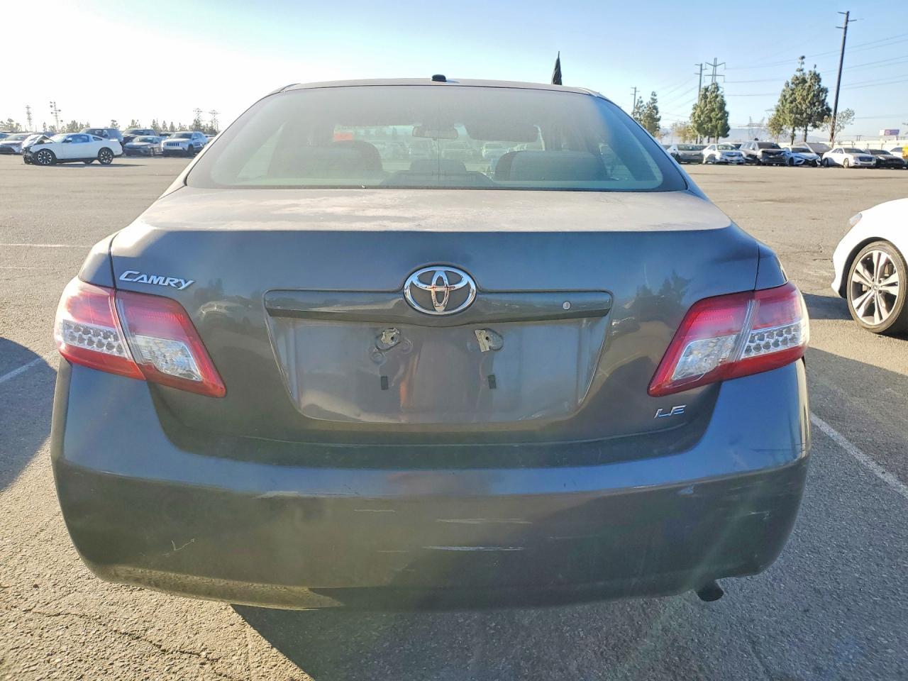 2011 TOYOTA CAMRY