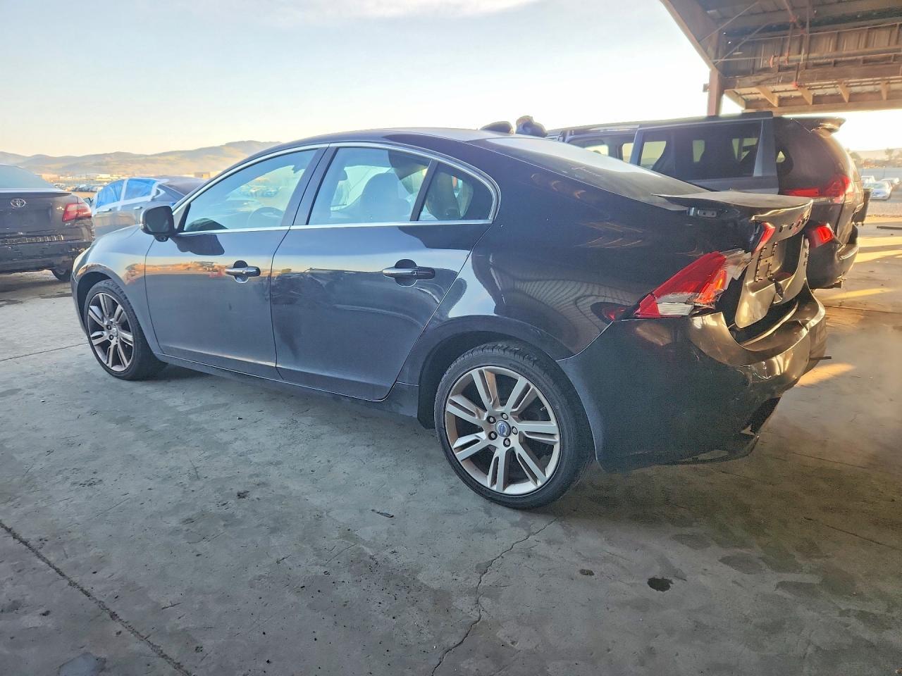 2011 VOLVO S60