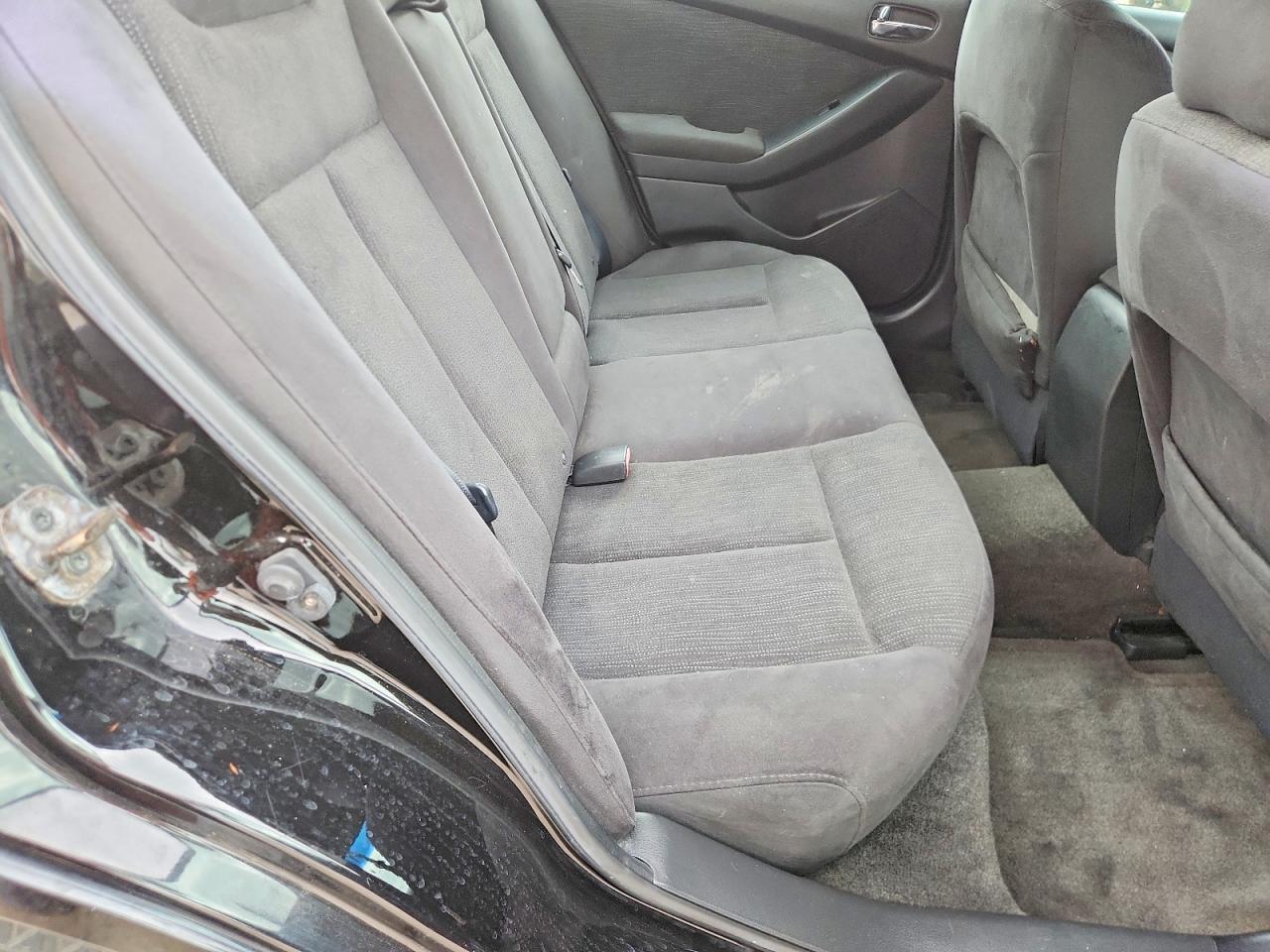 2010 NISSAN ALTIMA