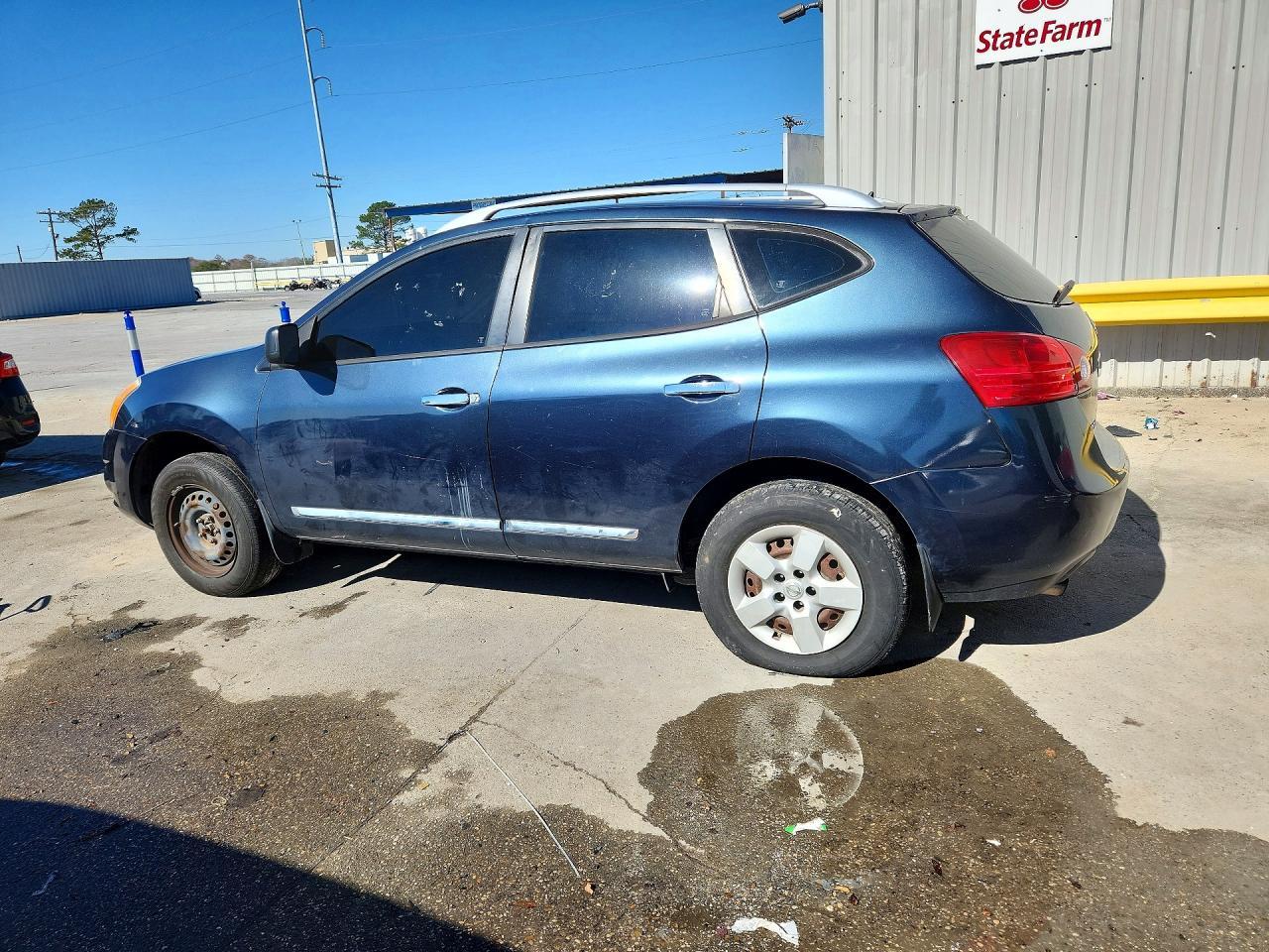 2015 NISSAN ROGUE
