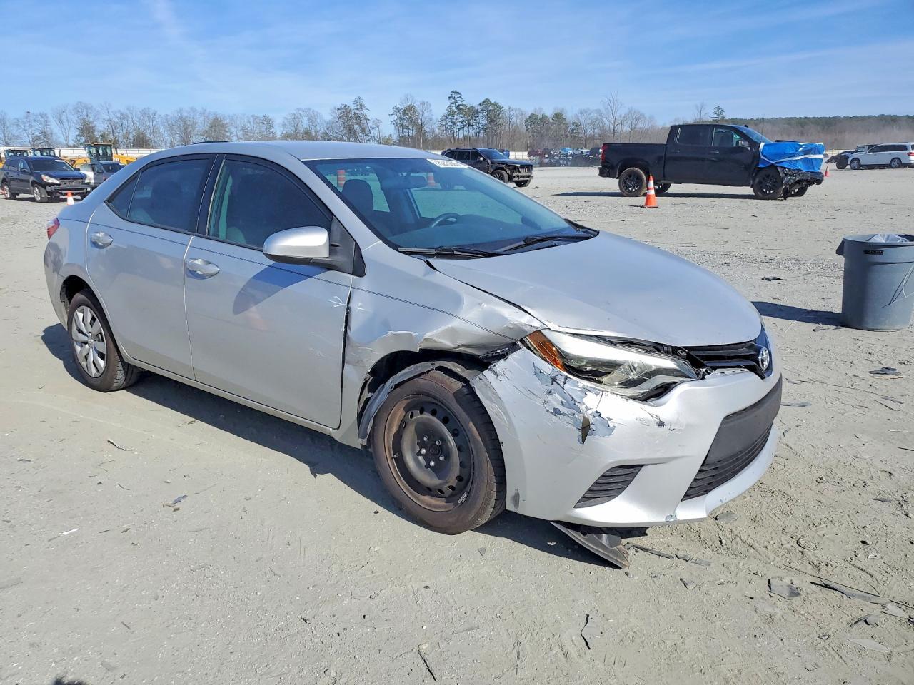 2016 TOYOTA COROLLA