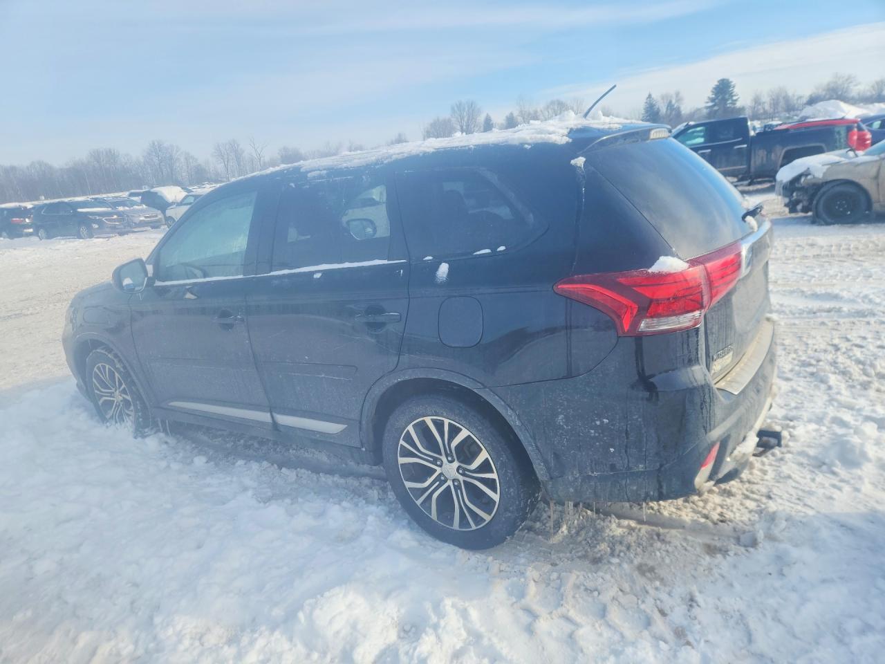 2016 MITSUBISHI outlander