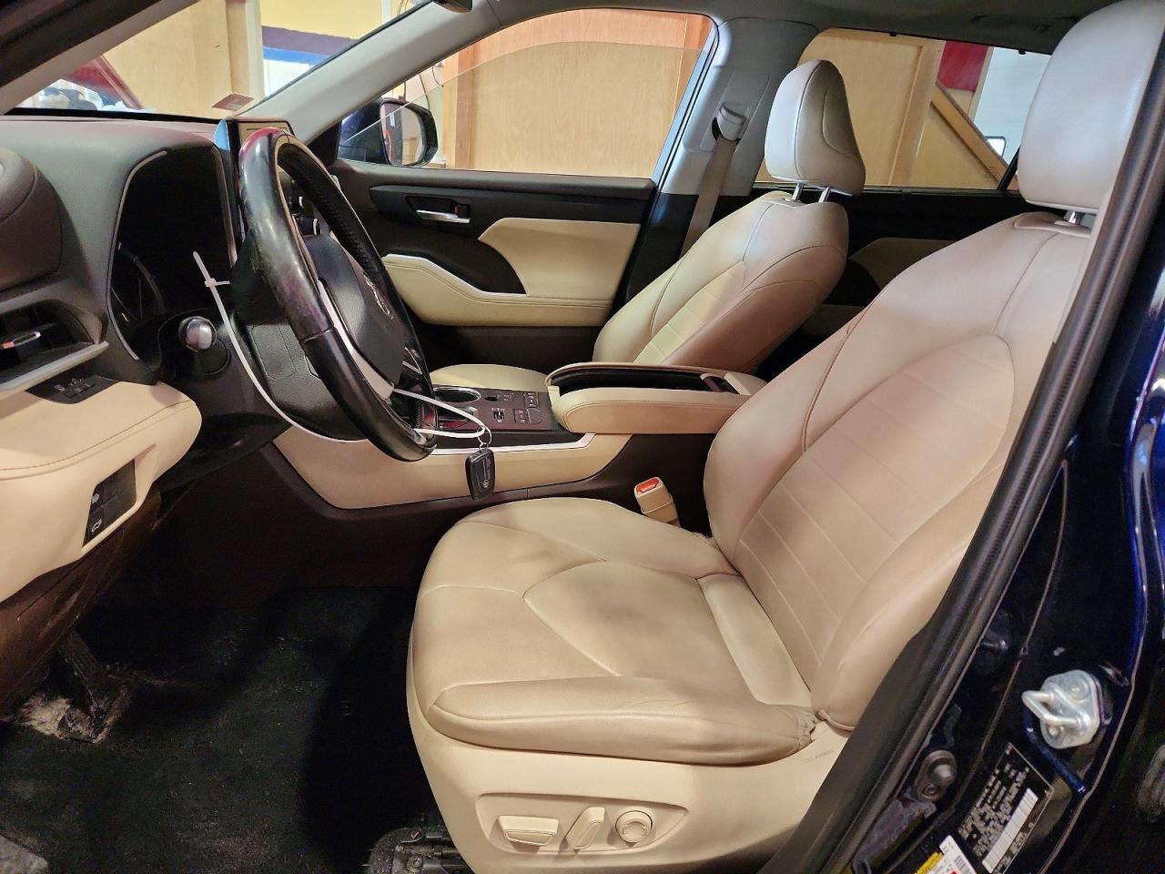 2022 TOYOTA HIGHLANDER