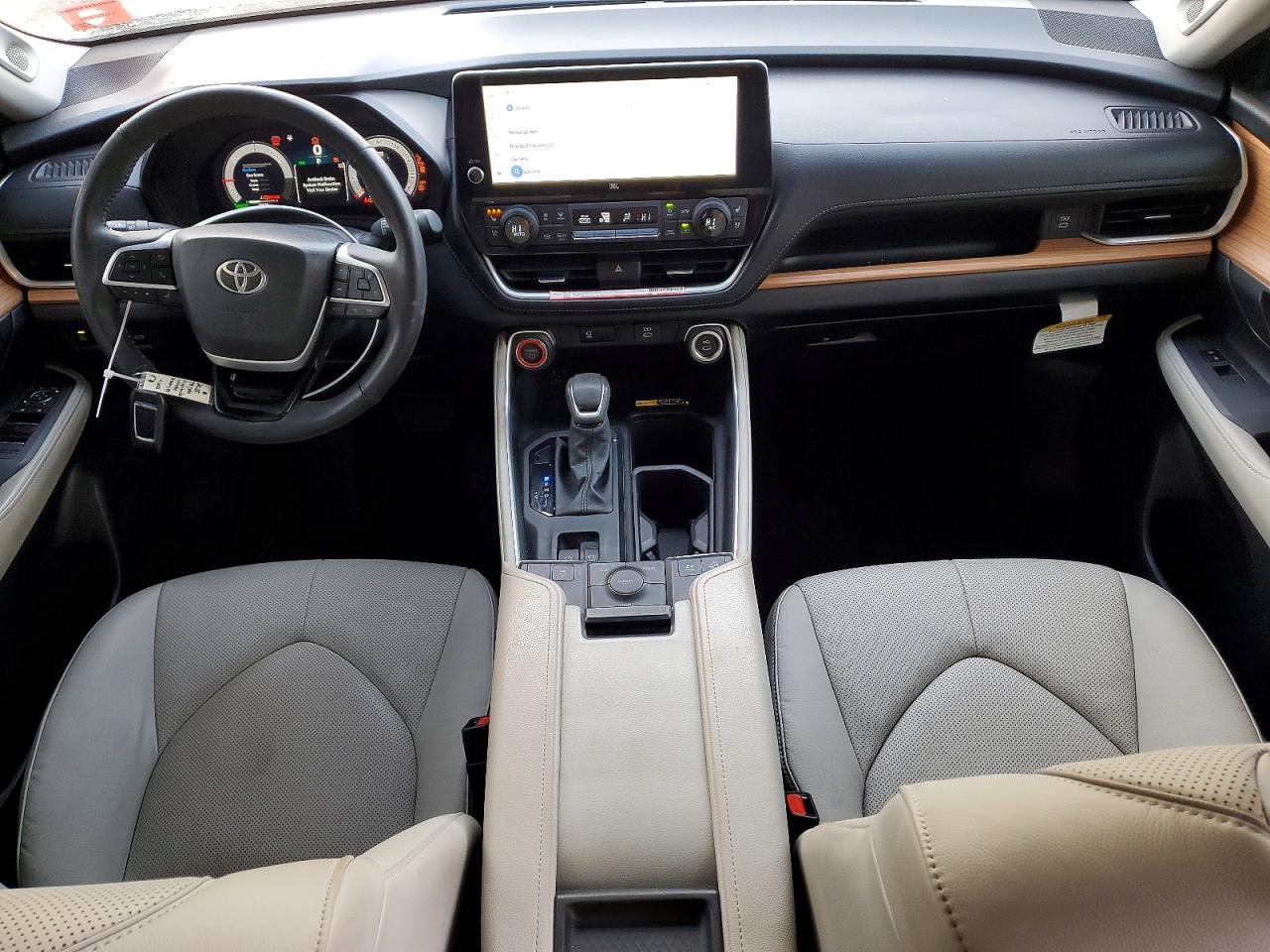 2025 TOYOTA HIGHLANDER