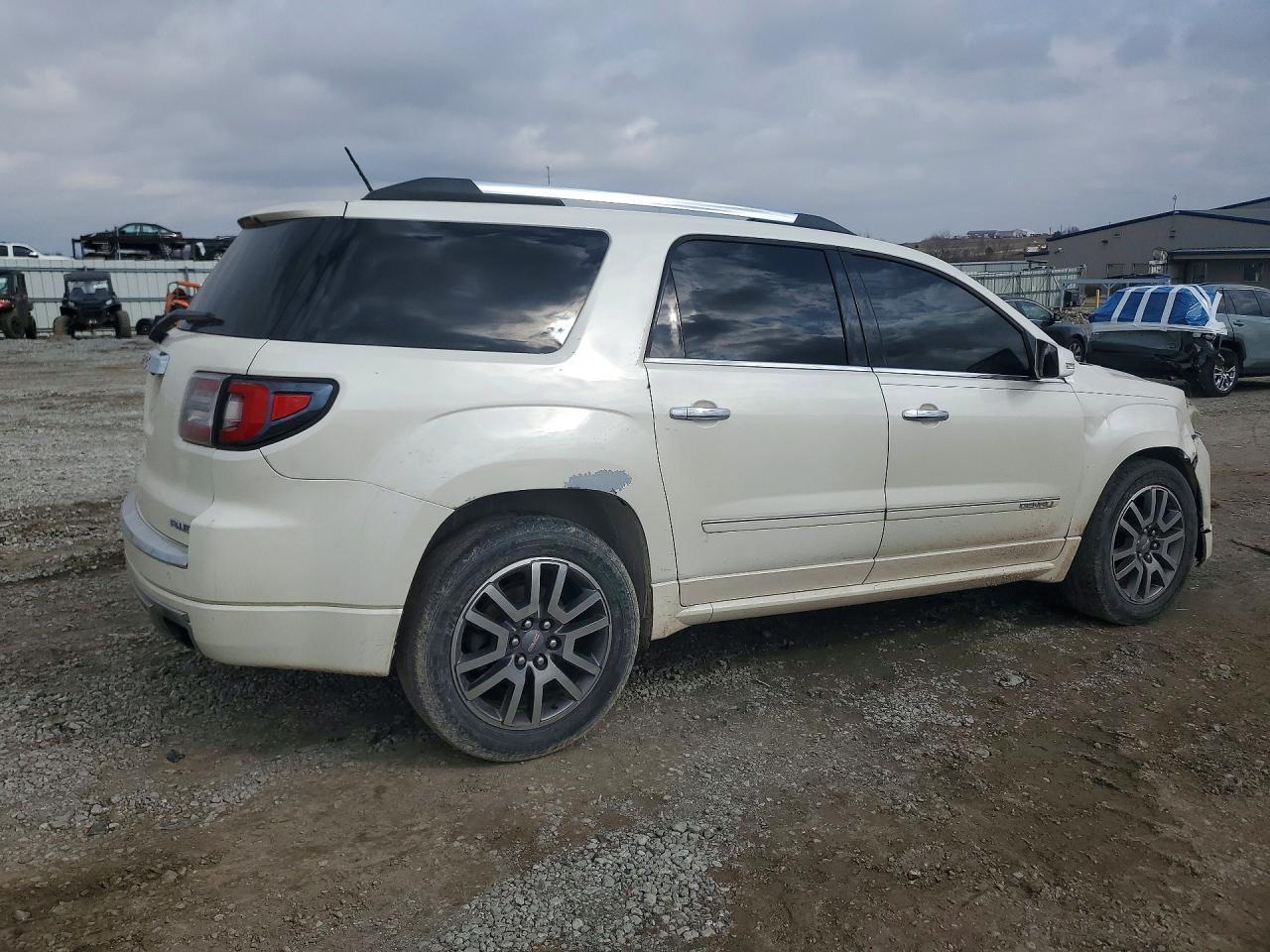 2013 GMC ACADIA